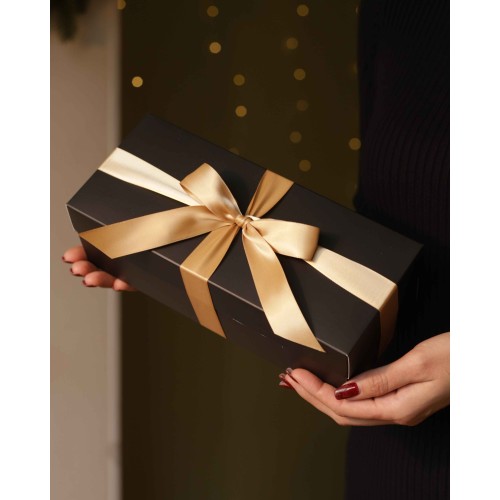 Новорічний подарунок. Теплий мікс із свічкою BLACK Новорічний подарунок. Теплий мікс із свічкою BLACK